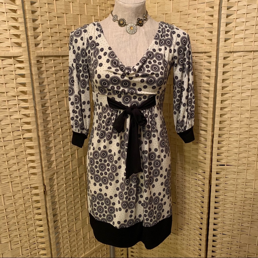 Black & cream, dress